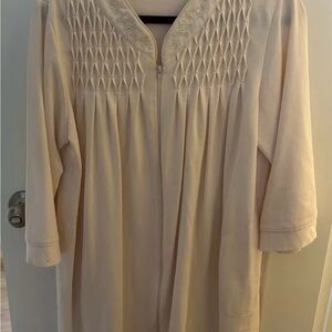 Miss Elaine Pink Size L Women’s Robe Pleated Floral Pattern Zipper Front Pockets